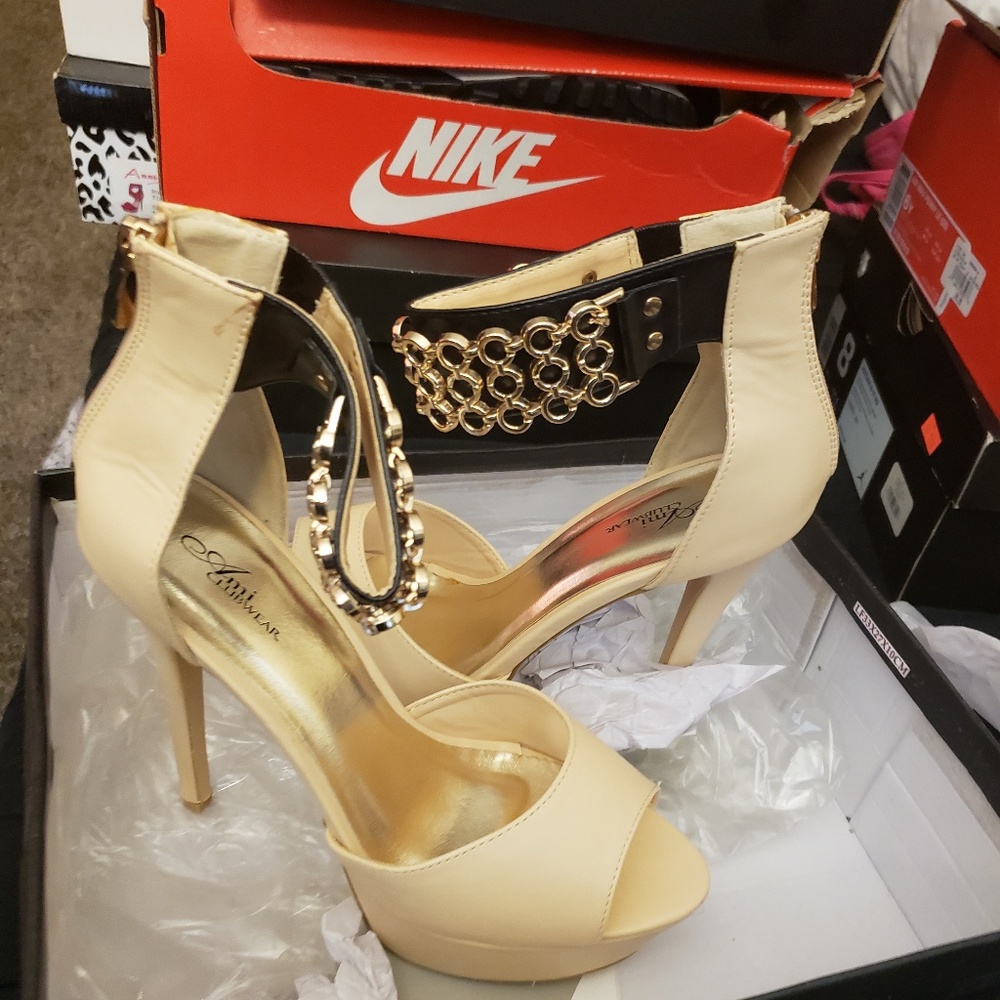 Nude heels